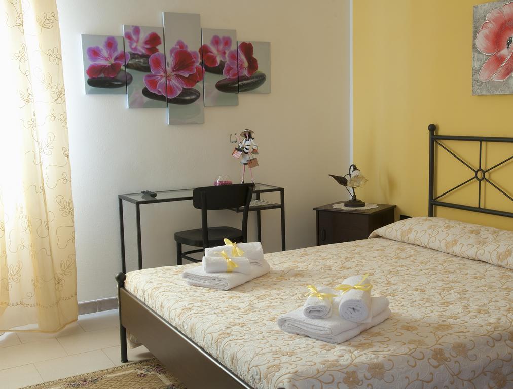 Mamma Lucia Bed & Breakfast Manduria Bagian luar foto
