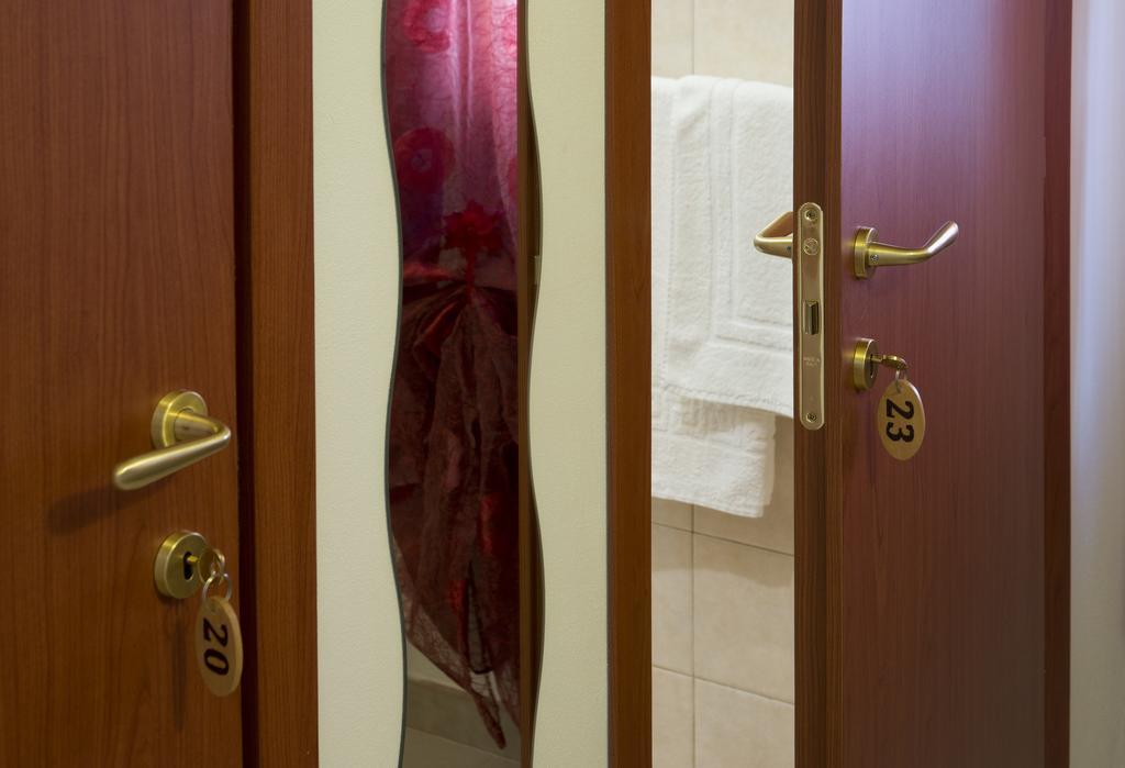 Mamma Lucia Bed & Breakfast Manduria Bagian luar foto